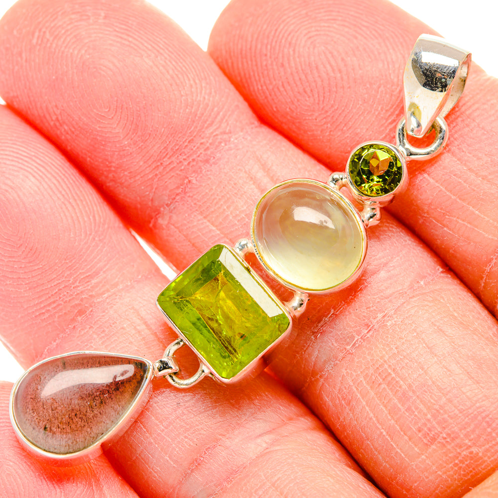 Prehnite Pendants handcrafted by Anasilvercos - PD34120