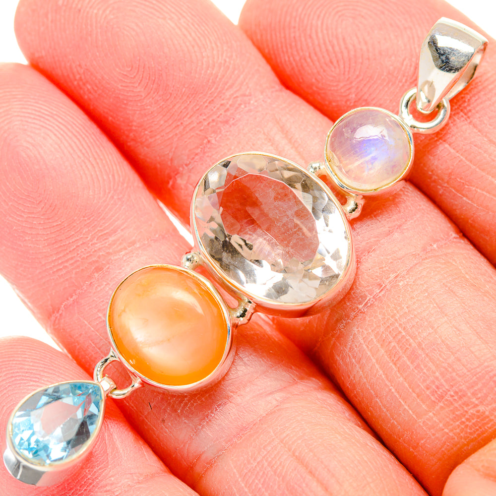 White Quartz Pendants handcrafted by Anasilvercos - PD34137