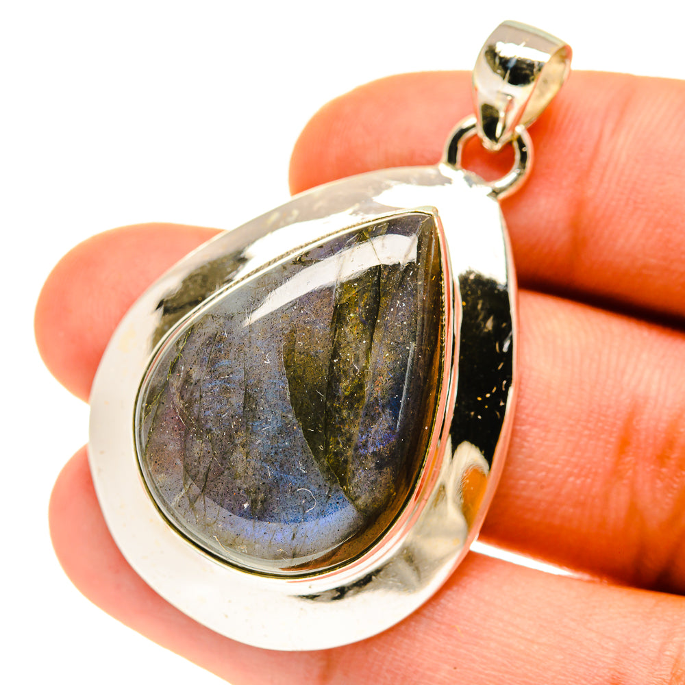 Labradorite Pendants handcrafted by Anasilvercos - PD3419