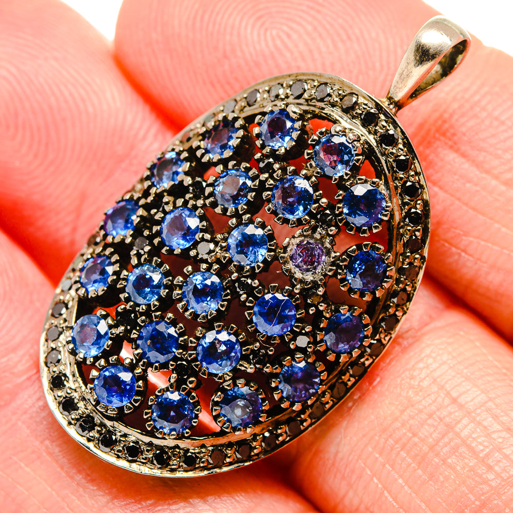 Tanzanite Pendants handcrafted by Anasilvercos - PD34286