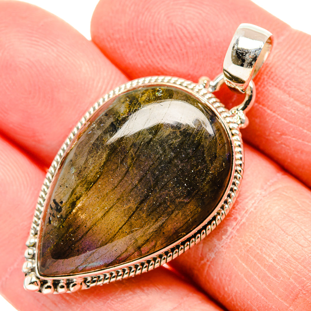 Labradorite Pendants handcrafted by Anasilvercos - PD34480