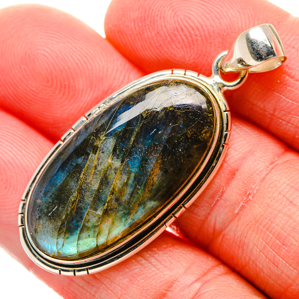Labradorite Pendants handcrafted by Anasilvercos - PD34589