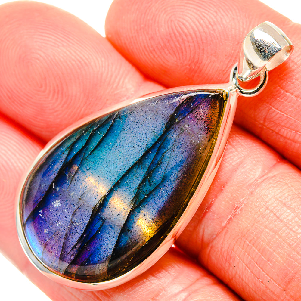 Labradorite Pendants handcrafted by Anasilvercos - PD34650