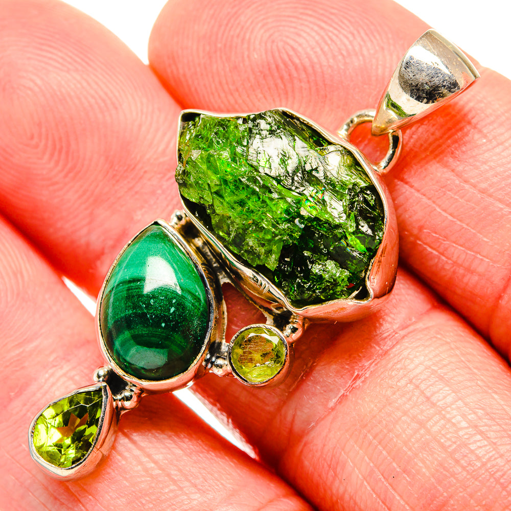 Chrome Diopside Pendants handcrafted by Anasilvercos - PD34662