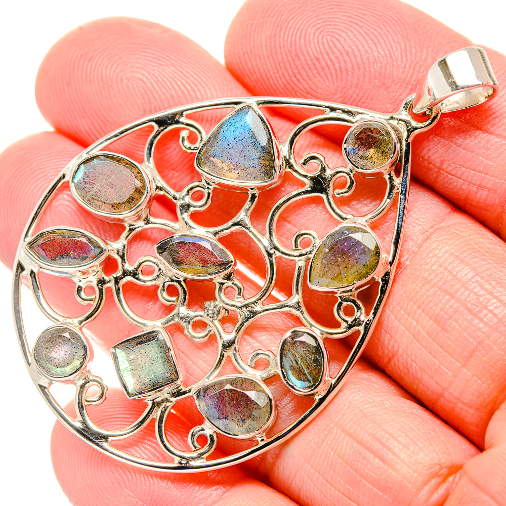 Labradorite Pendants handcrafted by Anasilvercos - PD34990