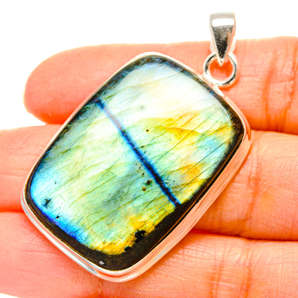 Labradorite Pendants handcrafted by Anasilvercos - PD35150
