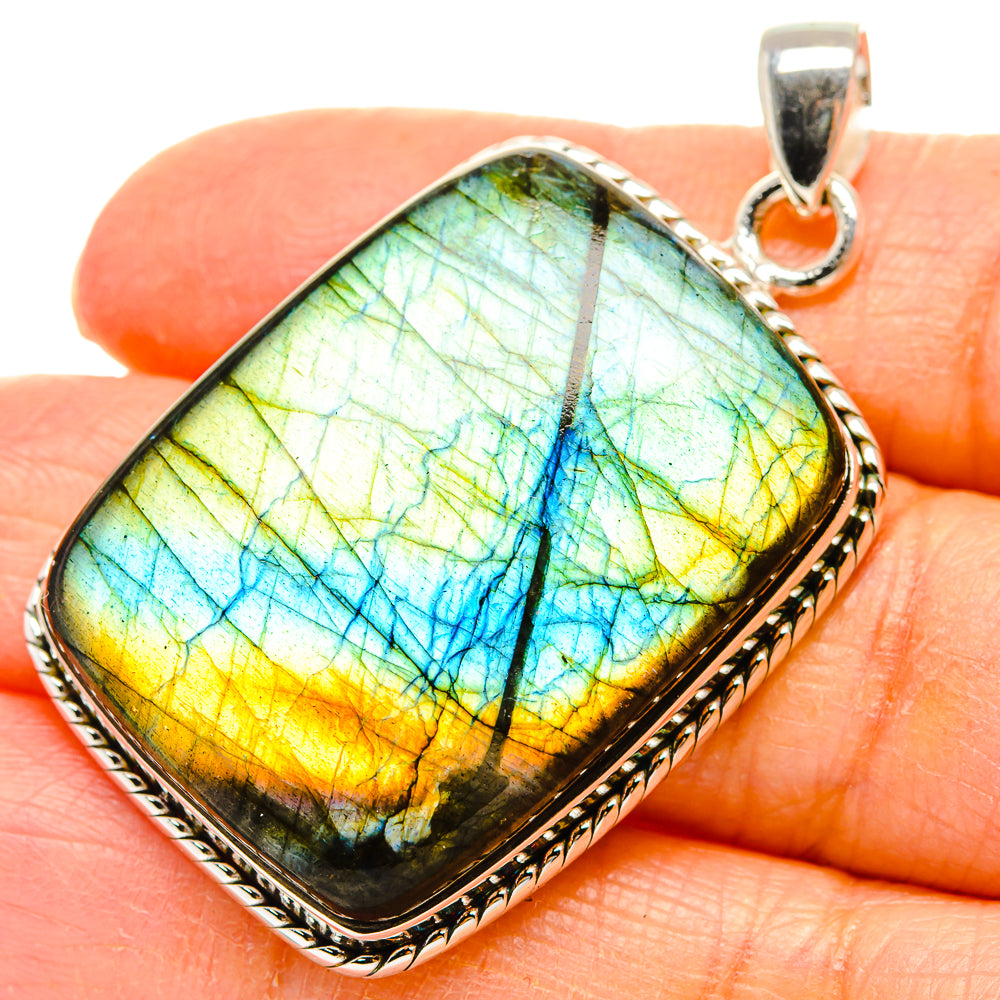 Labradorite Pendants handcrafted by Anasilvercos - PD35154