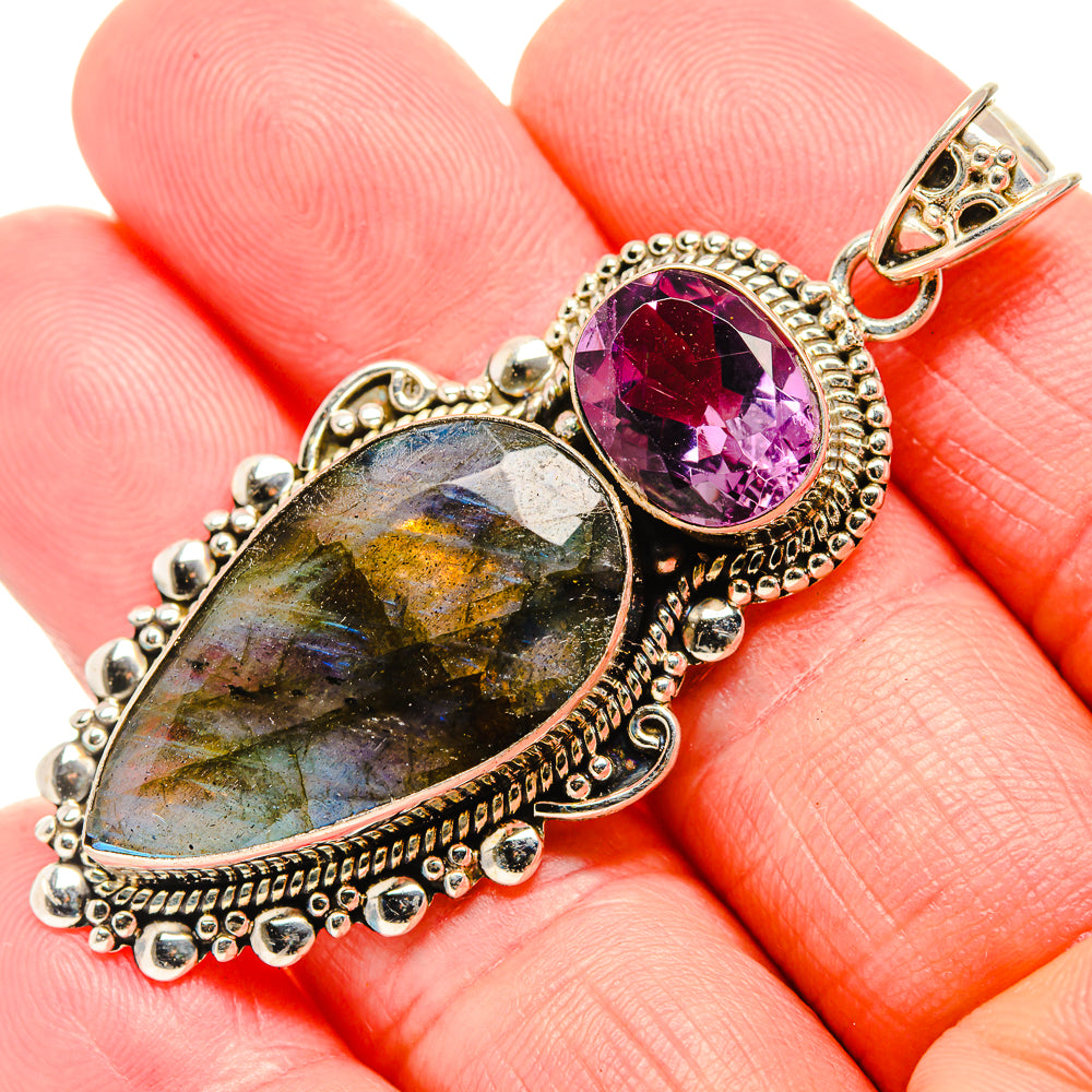 Labradorite Pendants handcrafted by Anasilvercos - PD35194