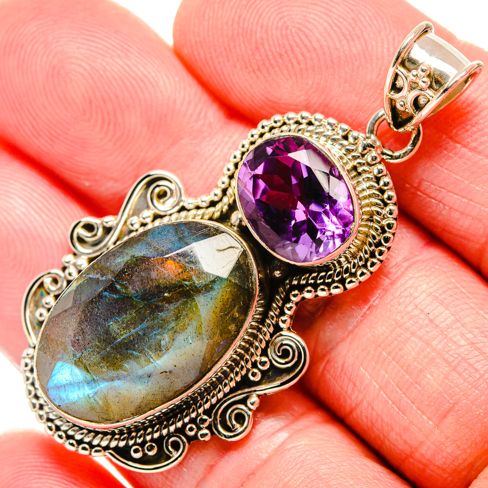 Labradorite Pendants handcrafted by Anasilvercos - PD35263