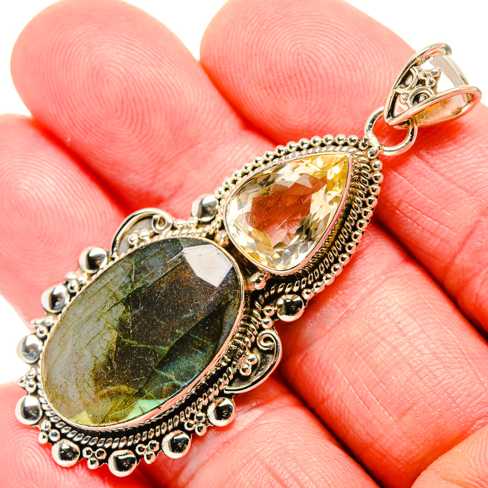 Labradorite Pendants handcrafted by Anasilvercos - PD35265