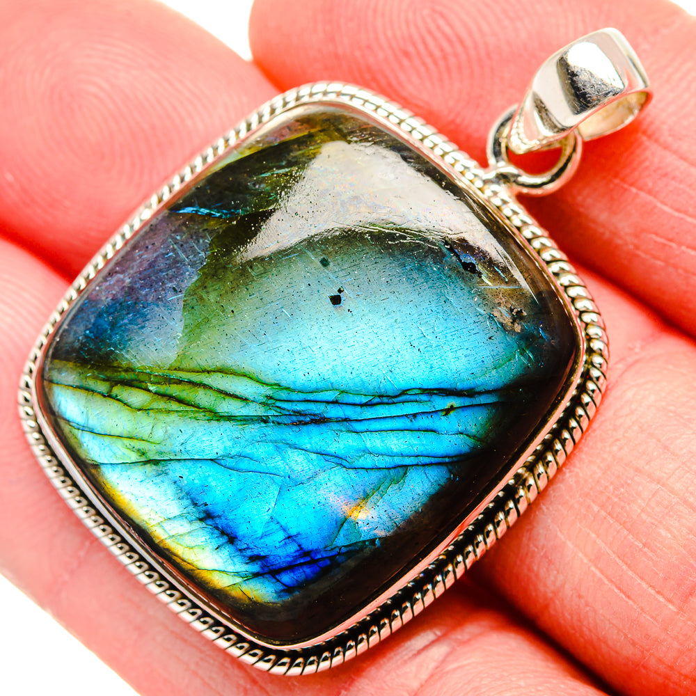 Labradorite Pendants handcrafted by Anasilvercos - PD35315
