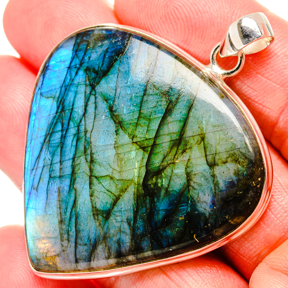Labradorite Pendants handcrafted by Anasilvercos - PD35366