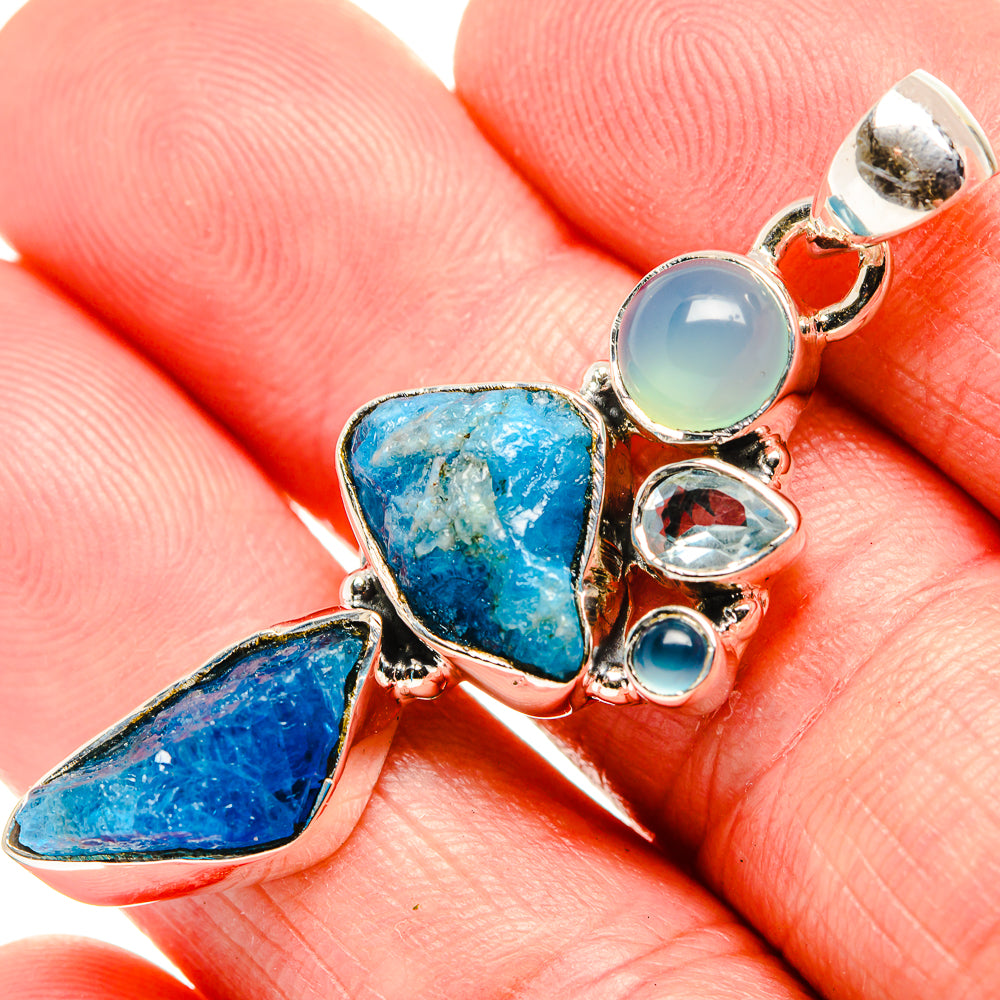 Apatite Pendants handcrafted by Anasilvercos - PD35598
