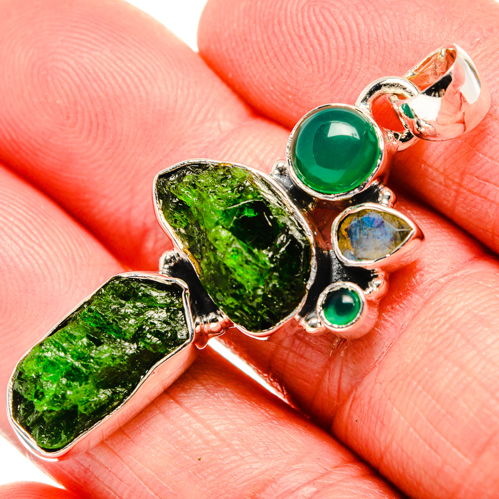 Chrome Diopside Pendants handcrafted by Anasilvercos - PD35601