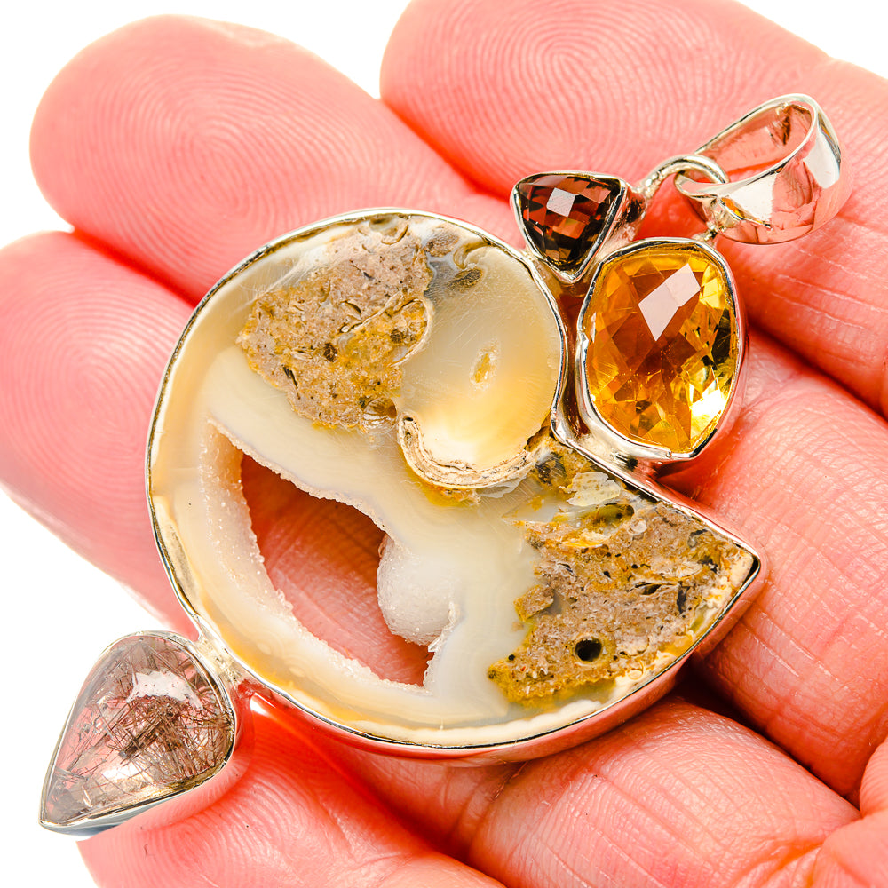 Geode Slice Pendants handcrafted by Anasilvercos - PD35627