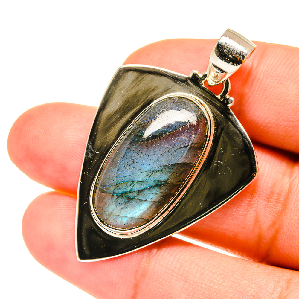 Labradorite Pendants handcrafted by Anasilvercos - PD3565