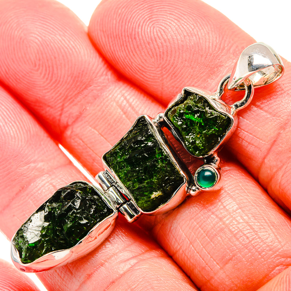 Chrome Diopside Pendants handcrafted by Anasilvercos - PD35685