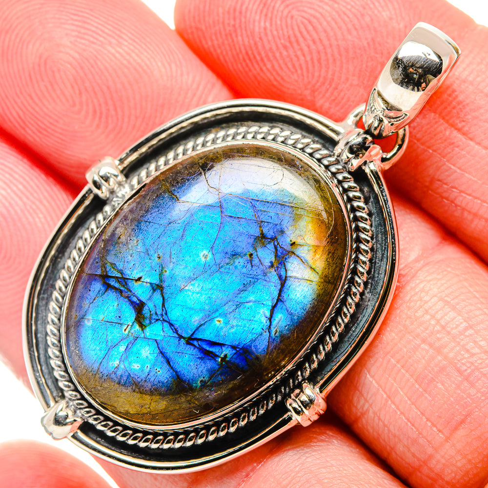 Labradorite Pendants handcrafted by Anasilvercos - PD35761