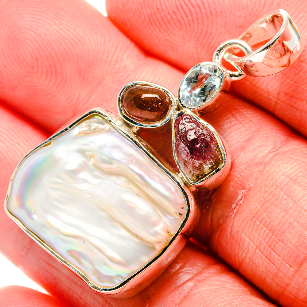 Mother Of Pearl Pendants handcrafted by Anasilvercos - PD35842