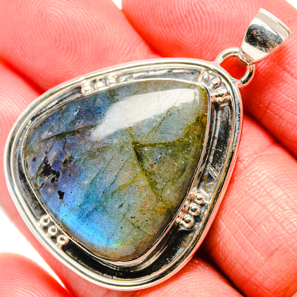 Labradorite Pendants handcrafted by Anasilvercos - PD35854