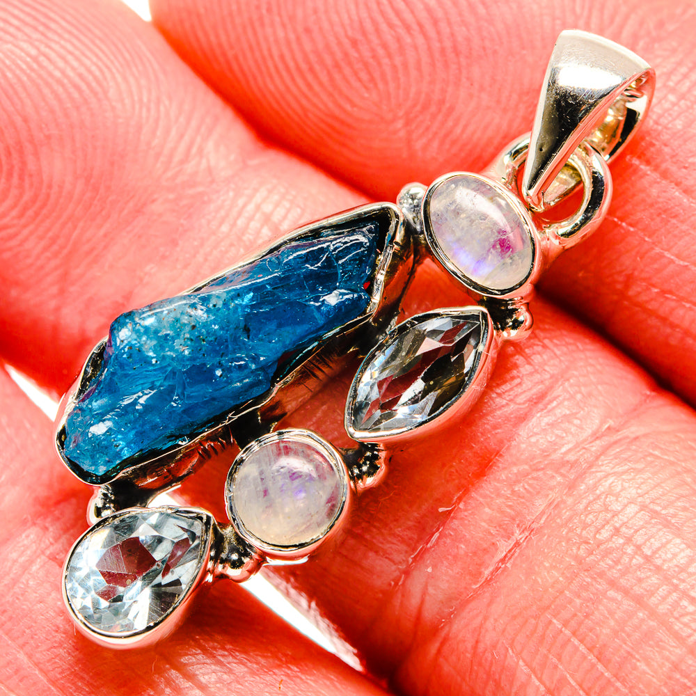 Apatite Pendants handcrafted by Anasilvercos - PD35985