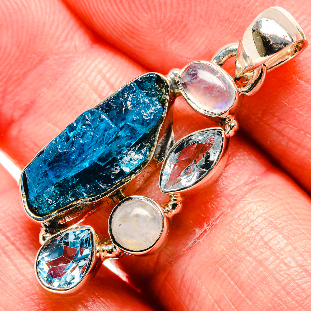 Apatite Pendants handcrafted by Anasilvercos - PD35996