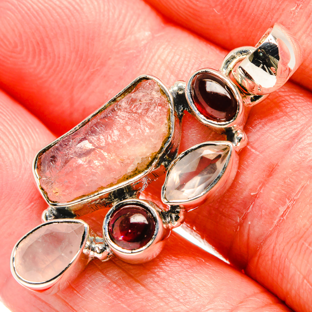 Rose Quartz Pendants handcrafted by Anasilvercos - PD36000
