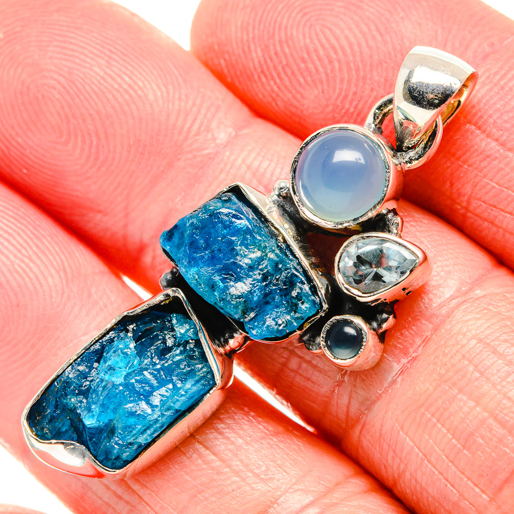 Apatite Pendants handcrafted by Anasilvercos - PD36073