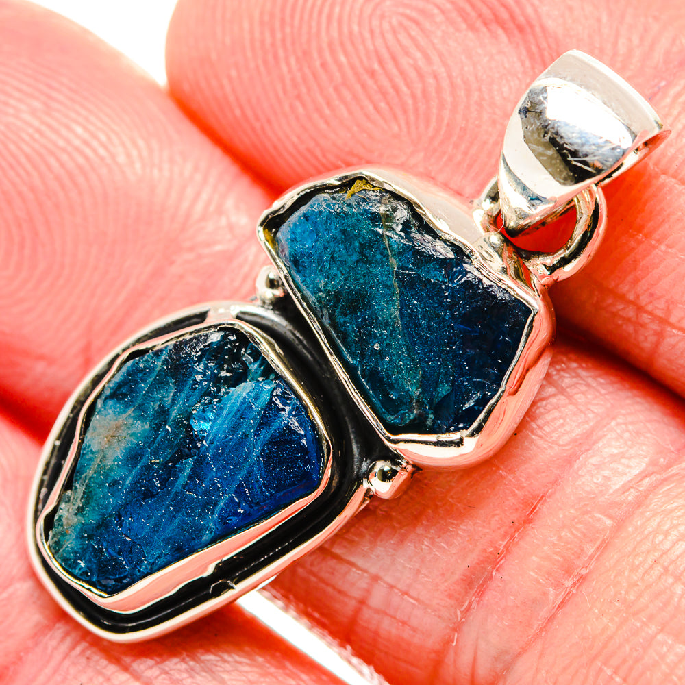 Apatite Pendants handcrafted by Anasilvercos - PD36121