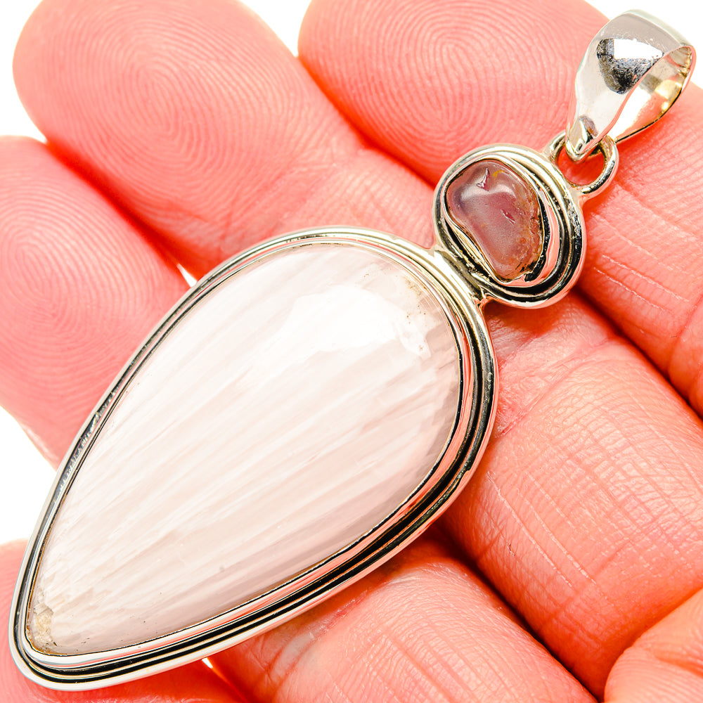 White Scolecite Pendants handcrafted by Anasilvercos - PD36153