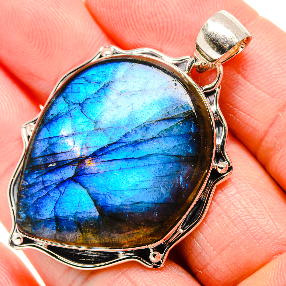 Labradorite Pendants handcrafted by Anasilvercos - PD36200