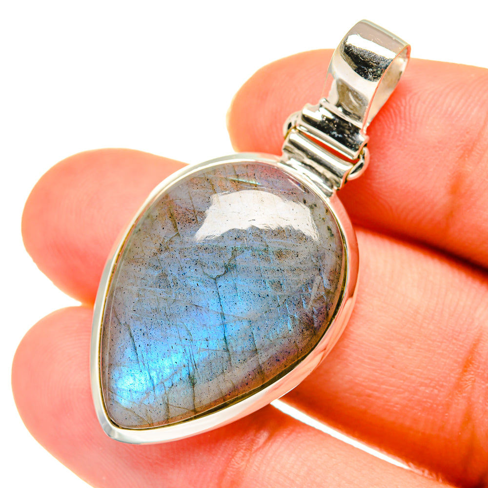 Labradorite Pendants handcrafted by Anasilvercos - PD3627