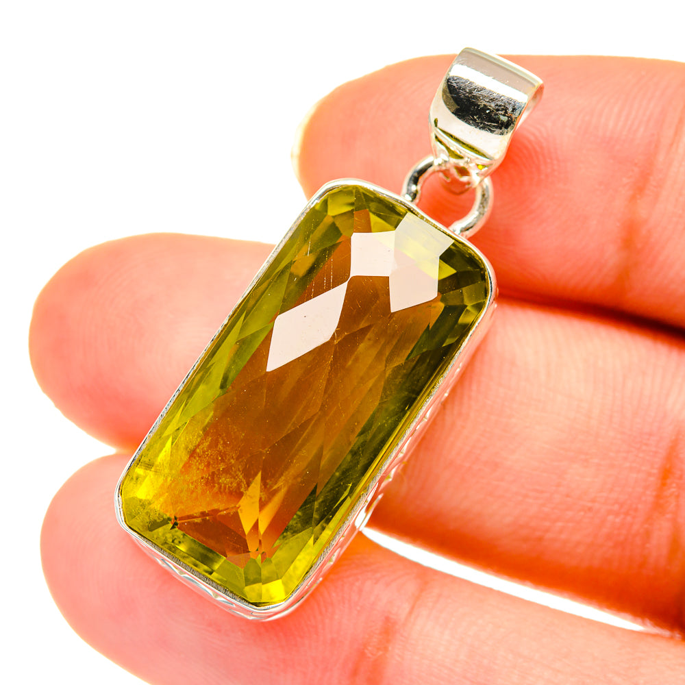 Olive Quartz Pendants handcrafted by Anasilvercos - PD3632