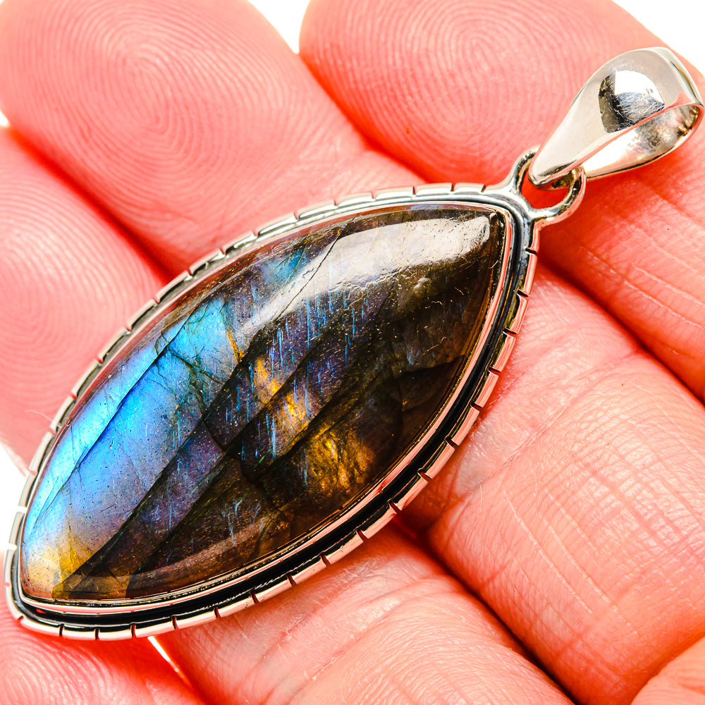 Labradorite Pendants handcrafted by Anasilvercos - PD36422