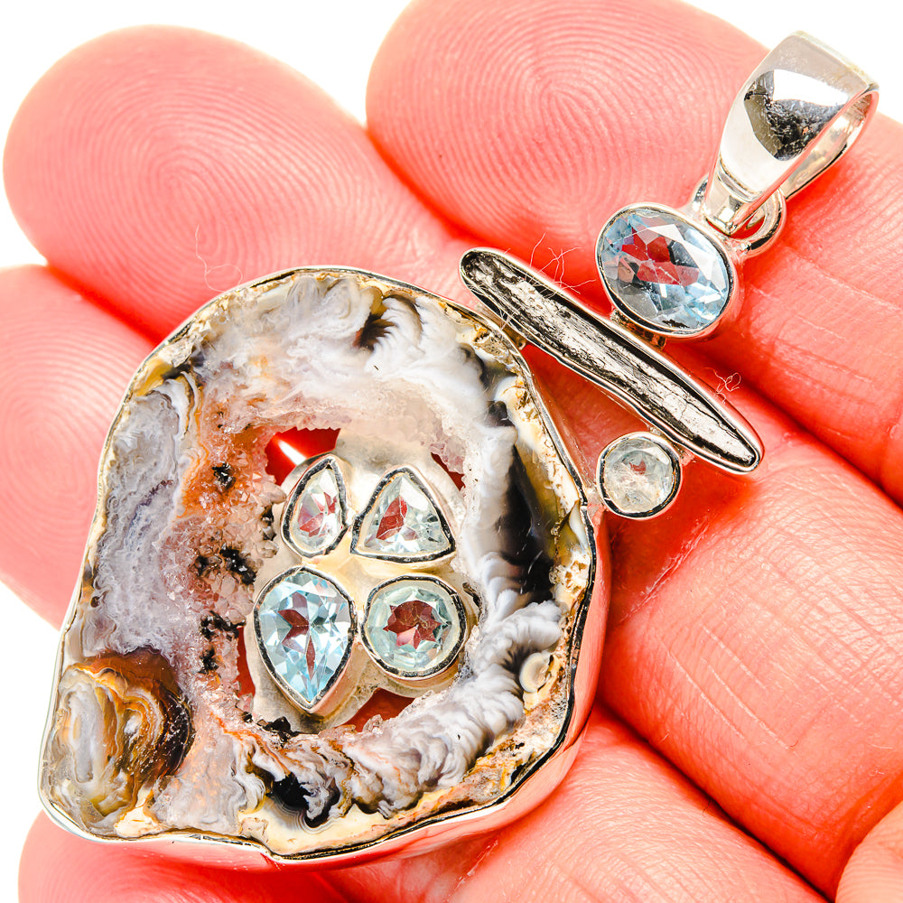 Occo Geode, Blue Topaz Pendants handcrafted by Anasilvercos - PD36468