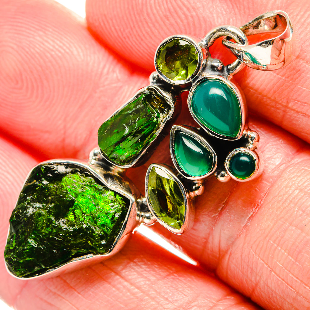 Chrome Diopside Pendants handcrafted by Anasilvercos - PD36638