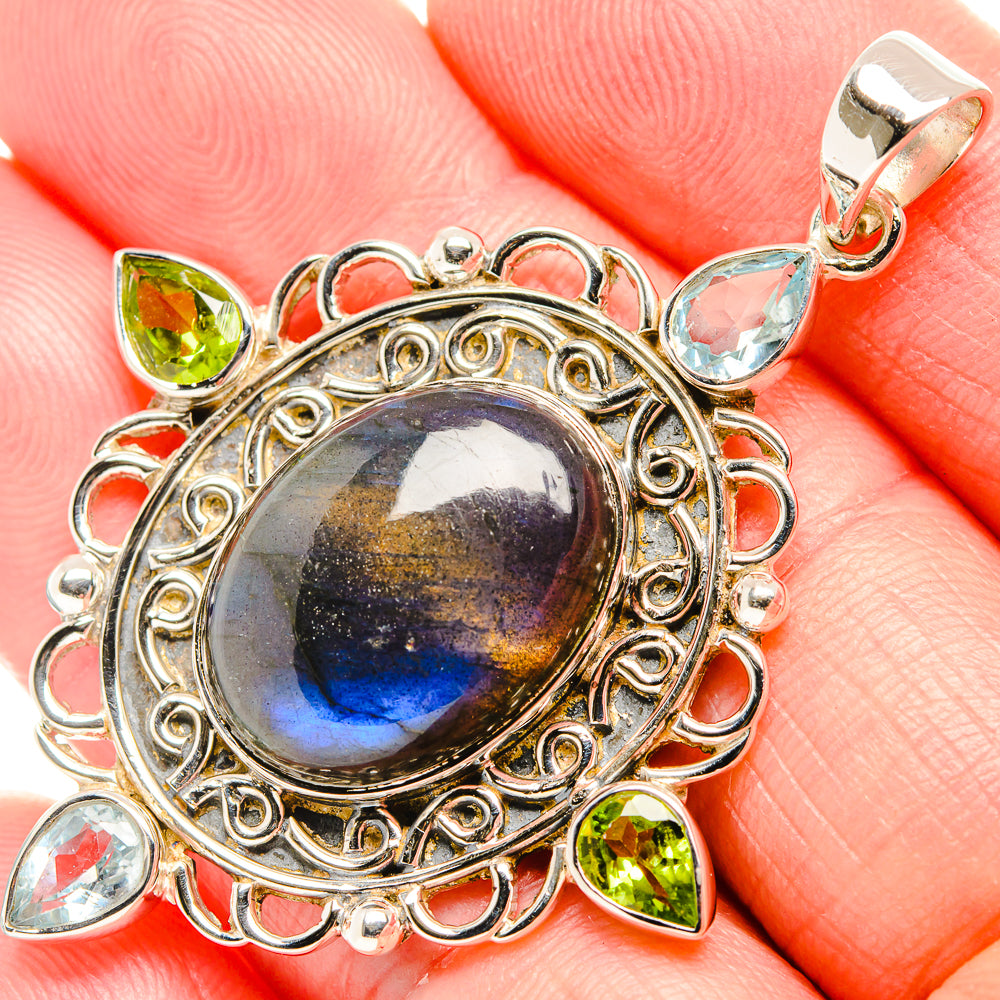 Labradorite Pendants handcrafted by Anasilvercos - PD36717