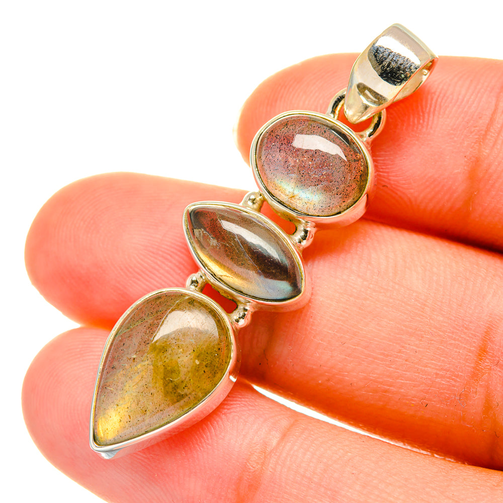 Labradorite Pendants handcrafted by Anasilvercos - PD3684