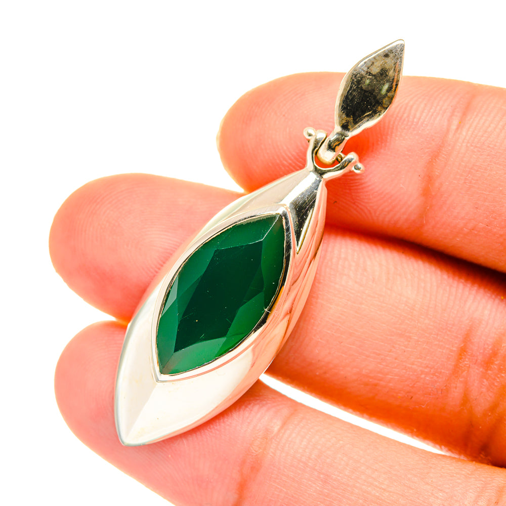 Green Onyx Pendants handcrafted by Anasilvercos - PD3694