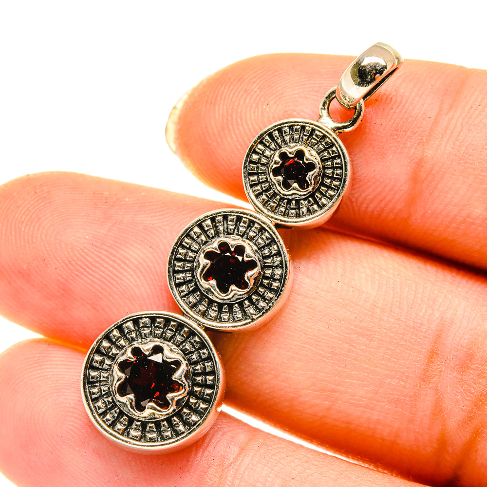 Garnet Pendants handcrafted by Anasilvercos - PD3898