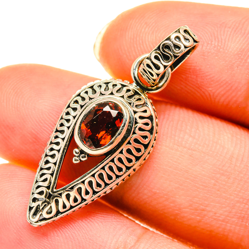Garnet Pendants handcrafted by Anasilvercos - PD3915