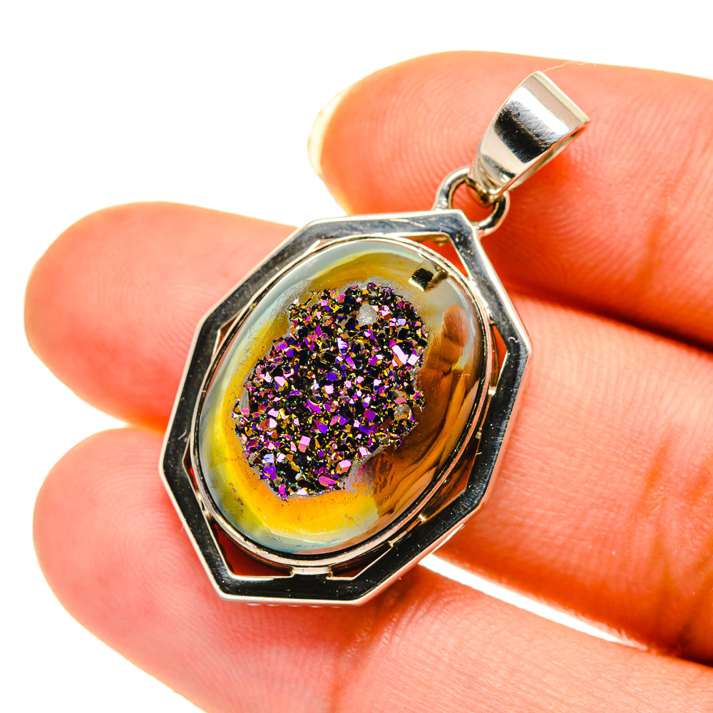 Titanium Druzy Pendants handcrafted by Anasilvercos - PD3919