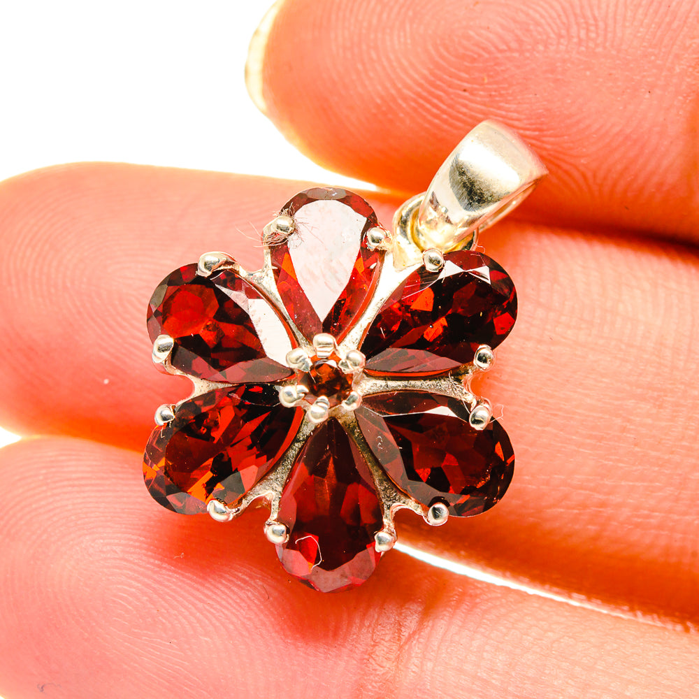Garnet Pendants handcrafted by Anasilvercos - PD3923