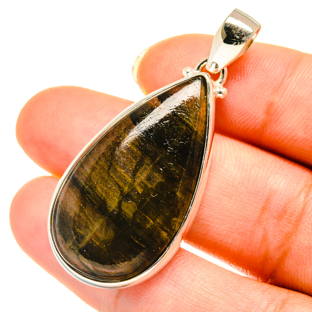 Labradorite Pendants handcrafted by Anasilvercos - PD3945