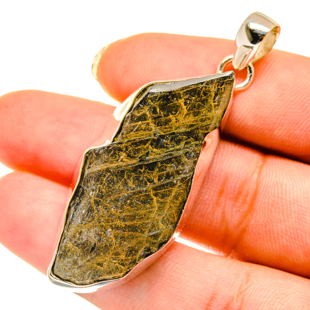 Labradorite Pendants handcrafted by Anasilvercos - PD4055