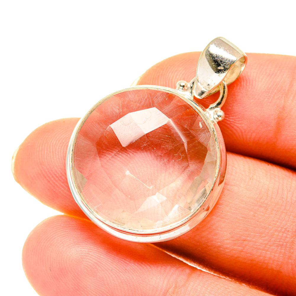 White Quartz Pendants handcrafted by Anasilvercos - PD4097