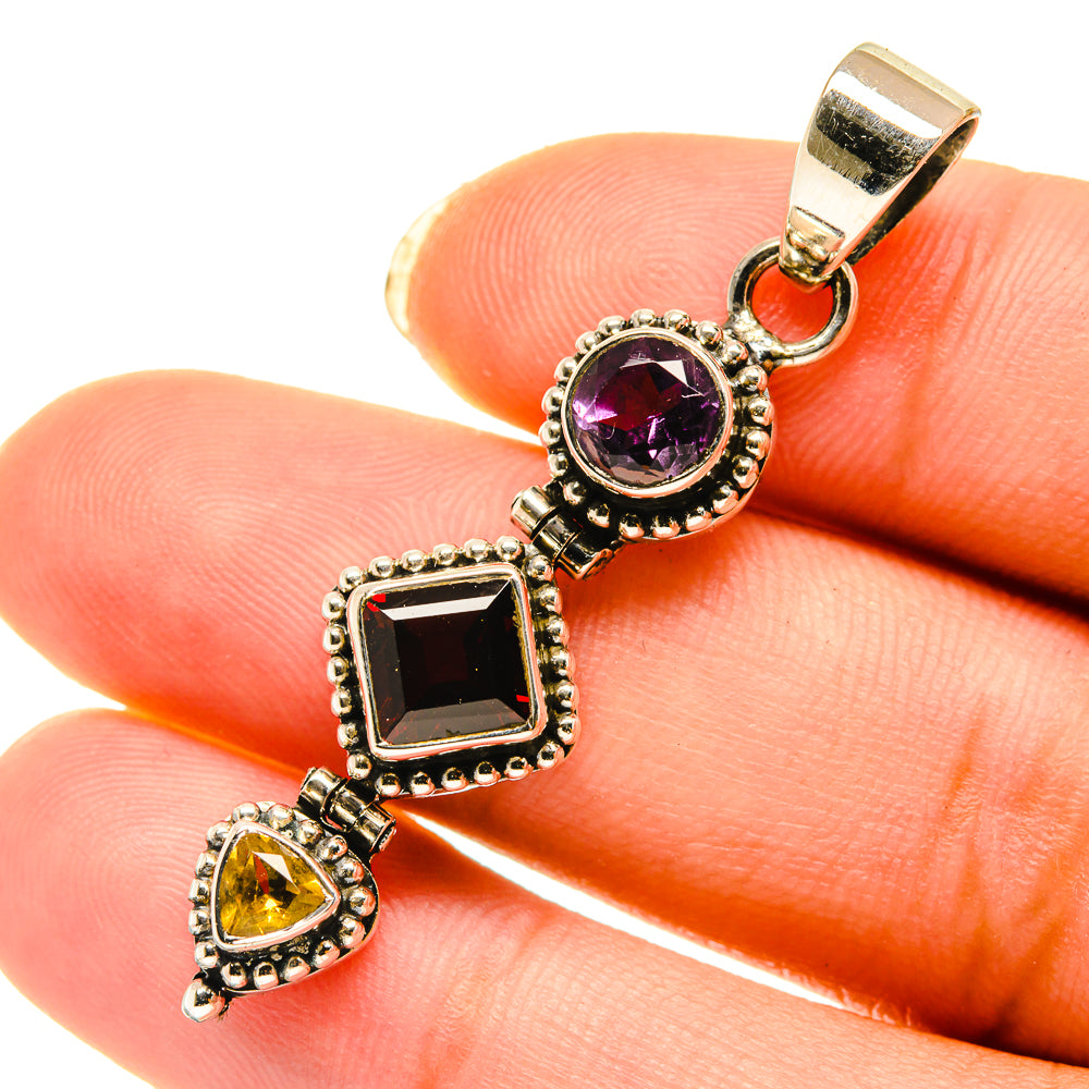 Garnet Pendants handcrafted by Anasilvercos - PD4125
