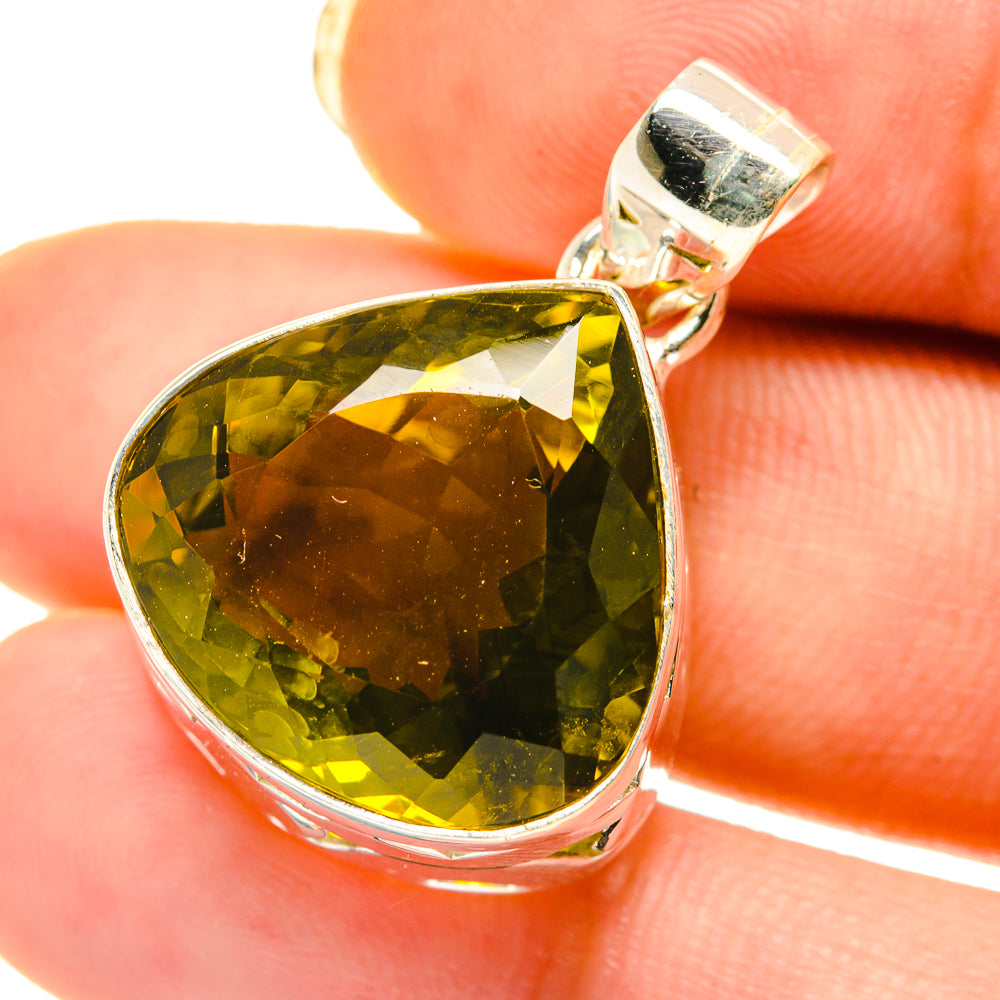 Olive Quartz Pendants handcrafted by Anasilvercos - PD4154