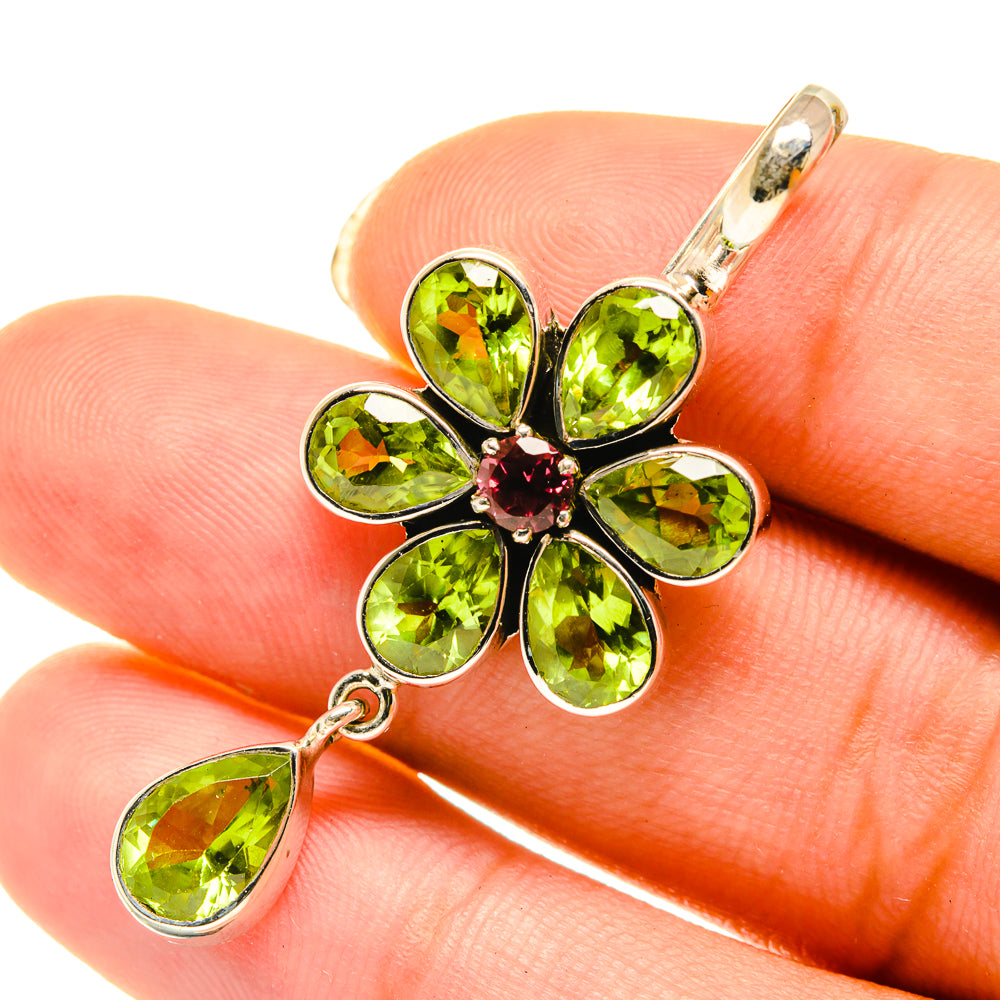 Peridot Pendants handcrafted by Anasilvercos - PD4156