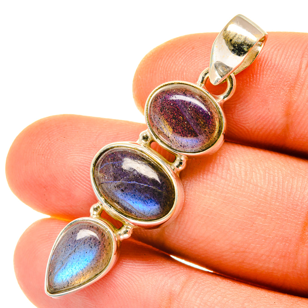 Labradorite Pendants handcrafted by Anasilvercos - PD4244